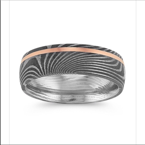 SHANE CO Stylish & Sophisticated Mens Wedding Band Damascus Steel 14K New in Box - Picture 2 of 9